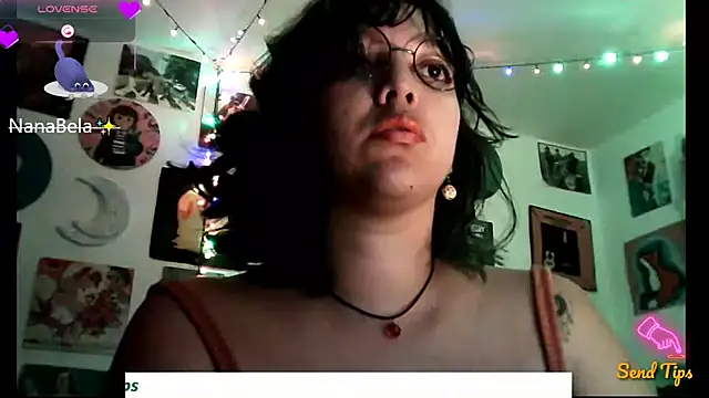 Snapshot of soynanabela28 chatting on February 16, 5:15 am soynanabela28 online show from February 16, 5:15 am