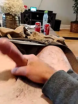 Snapshot of ChronikRB1220 chatting on October 14, 1:34 pm ChronikRB1220 online show from October 14, 1:34 pm