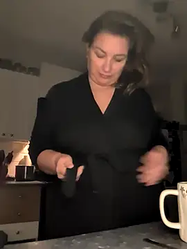 Canadian BBW online show from December 5, 2:36 pm