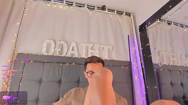 Thiago jones online show from January 9, 10:09 pm