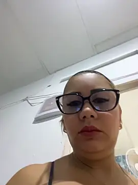 maymercy online show from May 31, 11:17 am