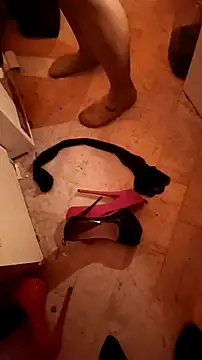 Misspadrona88 online show from December 20, 9:44 pm