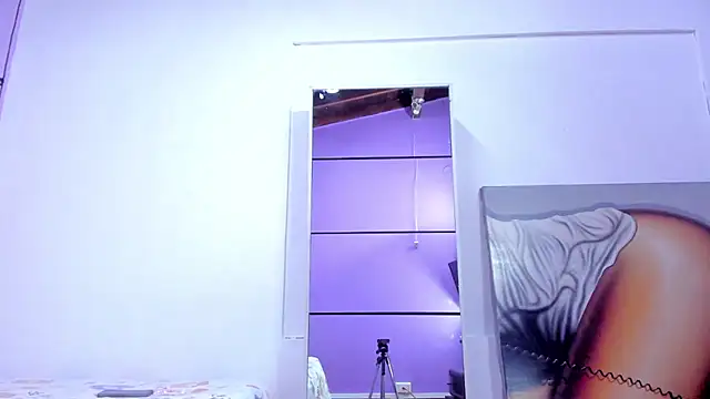 Snapshot of Angel_Avni chatting on February 24, 12:48 pm Angel Avni online show from February 24, 12:48 pm