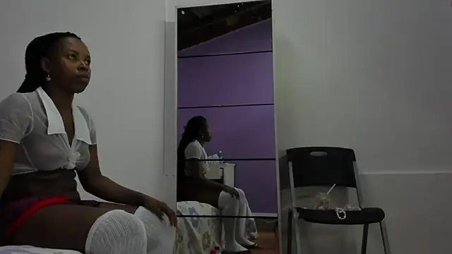 Snapshot of Angel_Avni chatting on March 4, 9:11 pm Angel Avni online show from March 4, 9:11 pm