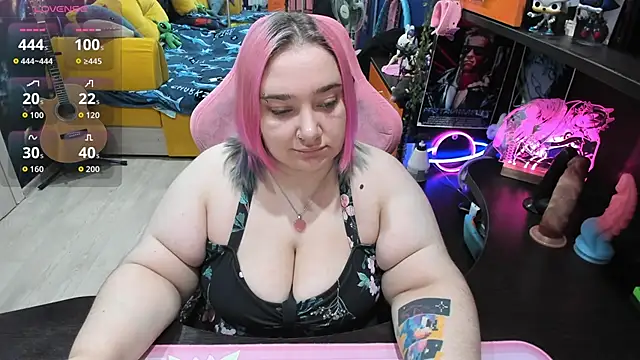 Softie Sofy online show from October 9, 2:20 am