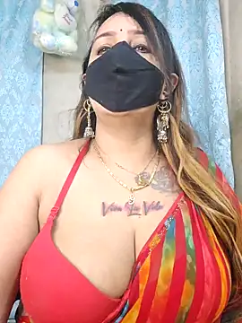 cute-tanvi online show from November 12, 12:44 am