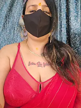 cute-tanvi online show from May 22, 12:29 am
