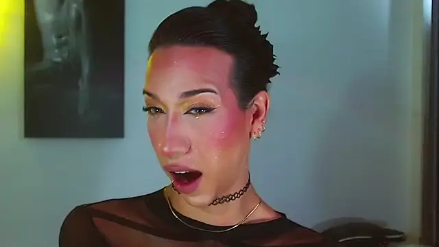 Kenisha Sweet online show from December 14, 7:18 pm