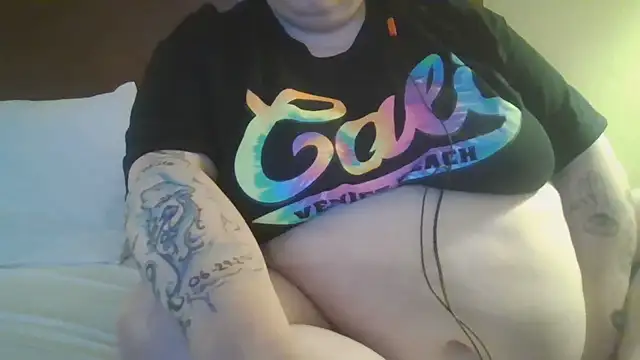 Ladyofmystery online show from December 28, 9:20 am