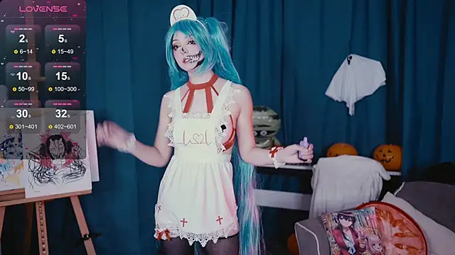 MadnessAlison online show from October 31, 8:10 pm