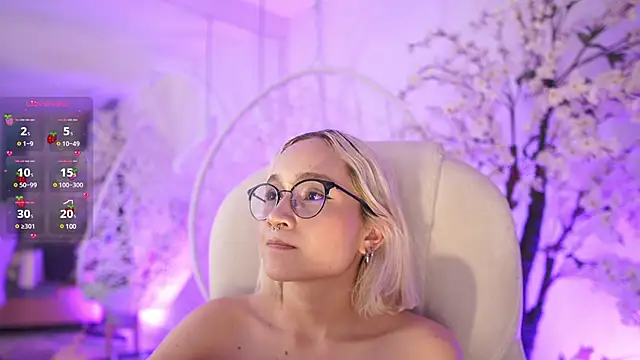 DalahiaRush online show from February 12, 5:48 pm