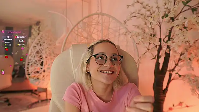 DalahiaRush online show from February 21, 5:42 pm