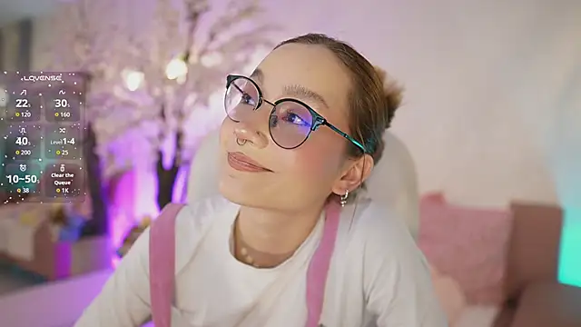 DalahiaRush online show from September 11, 7:03 pm