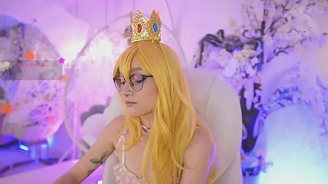 DalahiaRush online show from October 8, 7:00 pm