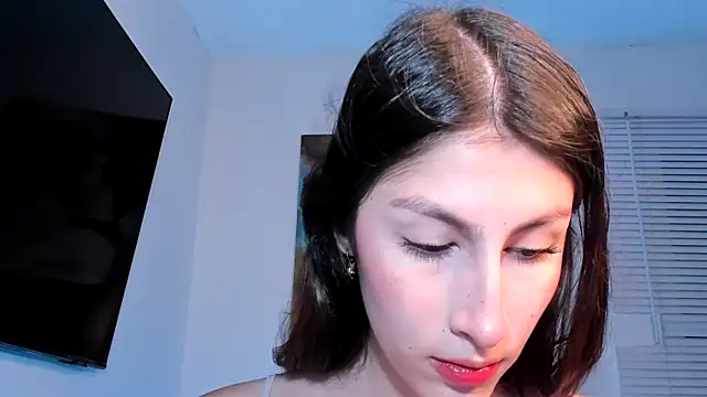 valeria gonzales  online show from December 17, 1:07 am