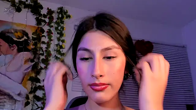 valeria gonzales  online show from February 9, 12:49 am