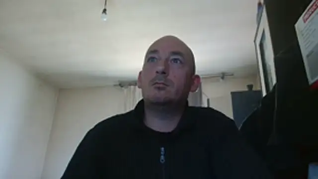 Johan   Barker online show from November 5, 10:48 am