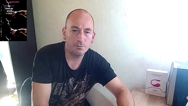 Johan   Barker online show from November 13, 11:42 am