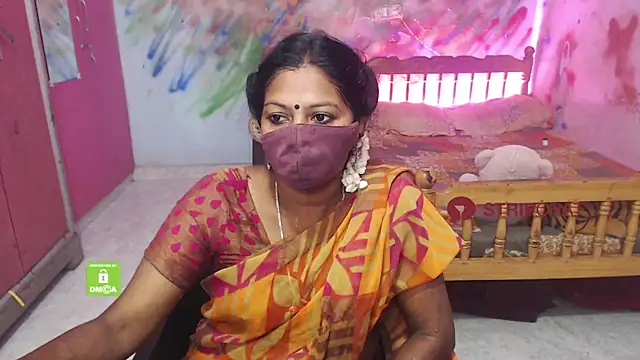 Snapshot of Novapol chatting on September 19, 1:01 pm Novapol online show from September 19, 1:01 pm