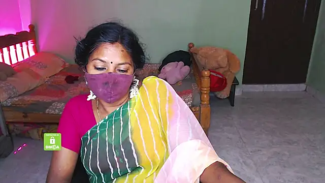 Snapshot of Novapol chatting on December 16, 5:51 pm Novapol online show from December 16, 5:51 pm