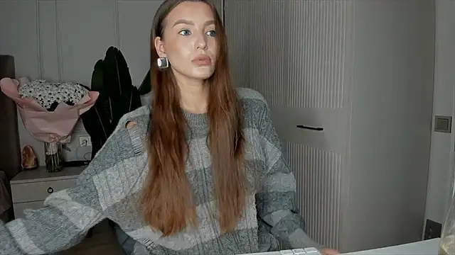 Snapshot of xx_leila chatting on November 12, 10:48 am xx leila online show from November 12, 10:48 am