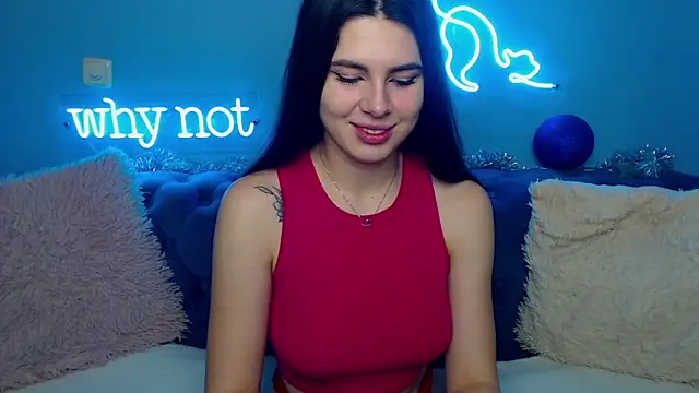 Snapshot of ViollinaLove chatting on January 12, 5:45 am ViollinaLove online show from January 12, 5:45 am