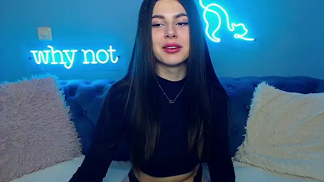Snapshot of ViollinaLove chatting on January 25, 5:40 am ViollinaLove online show from January 25, 5:40 am
