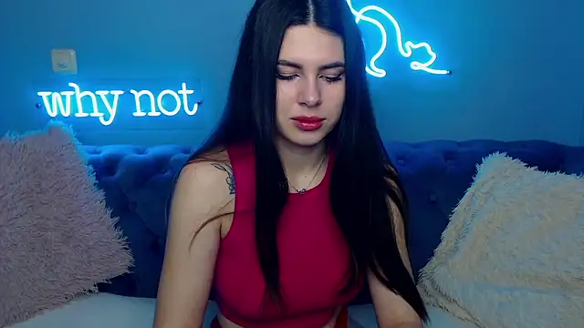 Snapshot of ViollinaLove chatting on January 28, 5:43 am ViollinaLove online show from January 28, 5:43 am