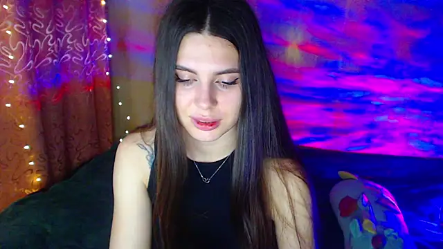 Snapshot of ViollinaLove chatting on February 1, 2:45 pm ViollinaLove online show from February 1, 2:45 pm