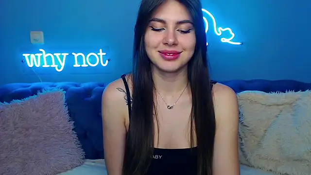 Snapshot of ViollinaLove chatting on February 18, 11:55 am ViollinaLove online show from February 18, 11:55 am