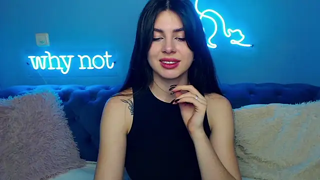 Snapshot of ViollinaLove chatting on March 2, 8:38 am ViollinaLove online show from March 2, 8:38 am