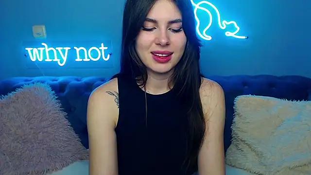 Snapshot of ViollinaLove chatting on March 2, 2:43 pm ViollinaLove online show from March 2, 2:43 pm