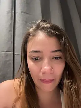 Snapshot of Hall_16 chatting on January 3, 11:44 pm Hall 16 online show from January 3, 11:44 pm