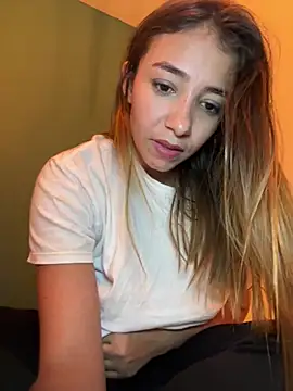 Snapshot of Hall_16 chatting on January 8, 10:48 pm Hall 16 online show from January 8, 10:48 pm