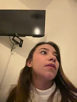 Snapshot of Hall_16 chatting on January 15, 7:44 pm Hall 16 online show from January 15, 7:44 pm