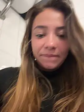 Snapshot of Hall_16 chatting on January 16, 10:34 pm Hall 16 online show from January 16, 10:34 pm