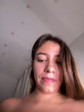 Snapshot of Hall_16 chatting on February 11, 12:59 am Hall 16 online show from February 11, 12:59 am