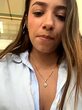 Snapshot of Hall_16 chatting on October 2, 9:22 pm Hall 16 online show from October 2, 9:22 pm