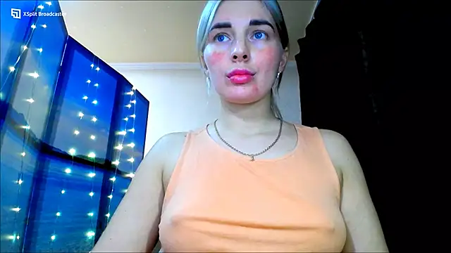 Snapshot of miaa_sunn chatting on December 24, 9:55 pm miaa sunn online show from December 24, 9:55 pm