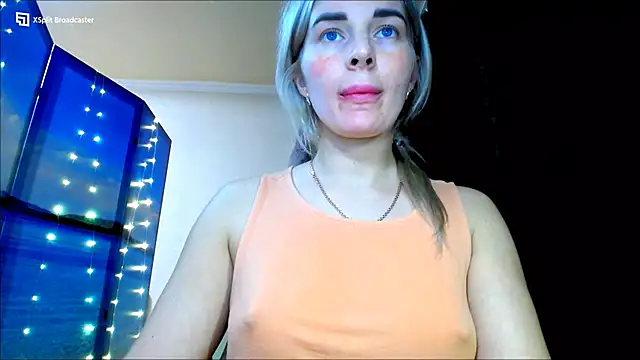 Snapshot of miaa_sunn chatting on December 25, 10:27 pm miaa sunn online show from December 25, 10:27 pm