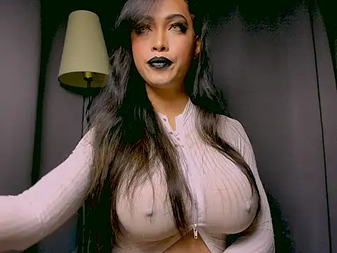 Snapshot of XXsexylongcockXX chatting on January 23, 5:10 pm XXsexylongcockXX online show from January 23, 5:10 pm