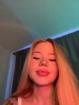 curchez  online show from January 17, 10:34 pm