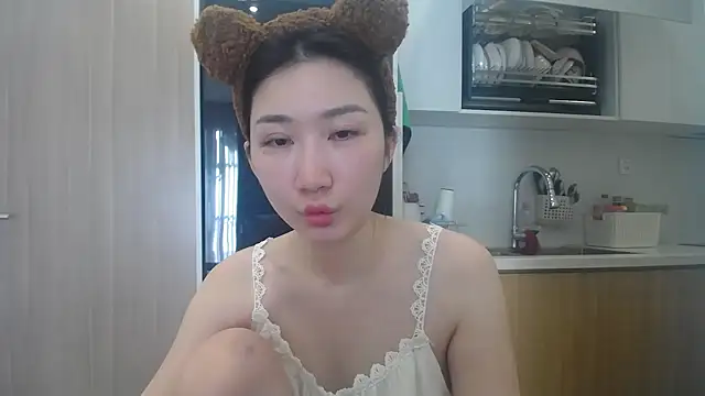 Asiagirll online show from May 27, 12:07 am