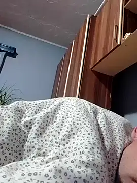 Snapshot of Rolandxxxr chatting on March 10, 2:50 am Rolandxxxr online show from March 10, 2:50 am