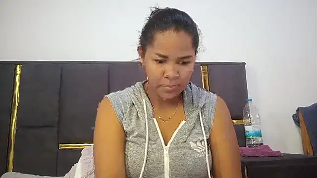 aleixane online show from May 28, 5:16 am