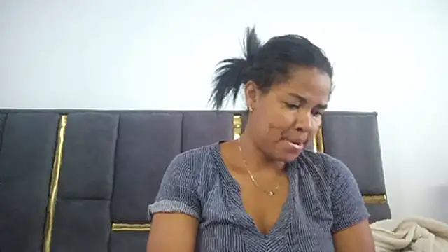 aleixane online show from June 25, 5:07 am