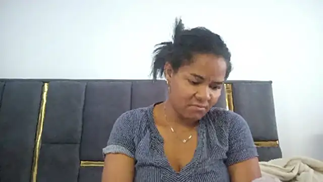 aleixane online show from June 25, 5:12 am