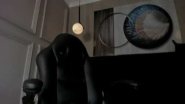 octavia rouse online show from December 3, 5:45 pm