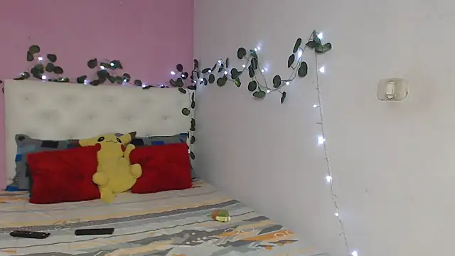 Snapshot of braguitashumedas chatting on February 27, 5:45 am braguitashumedas online show from February 27, 5:45 am