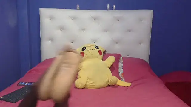 Snapshot of braguitashumedas chatting on February 8, 2:20 pm braguitashumedas online show from February 8, 2:20 pm